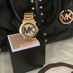 🥳💕Michael Kors Watch